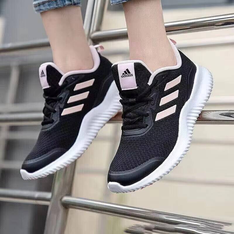 Adidas Ladies Breathable Mesh  - đánh giá và giá Women Shoes Hong Kong