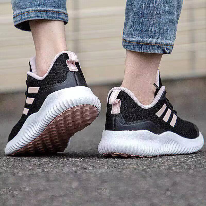 Adidas Ladies Breathable Mesh  - đánh giá và giá Women Shoes Hong Kong